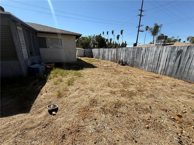 1603 James Court, Redlands, CA 92374