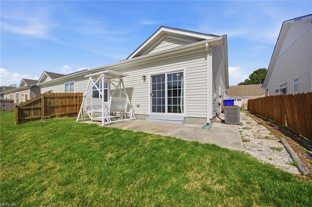 3958 Rex CIR, Chesapeake, VA 23321