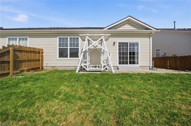 3958 Rex CIR, Chesapeake, VA 23321