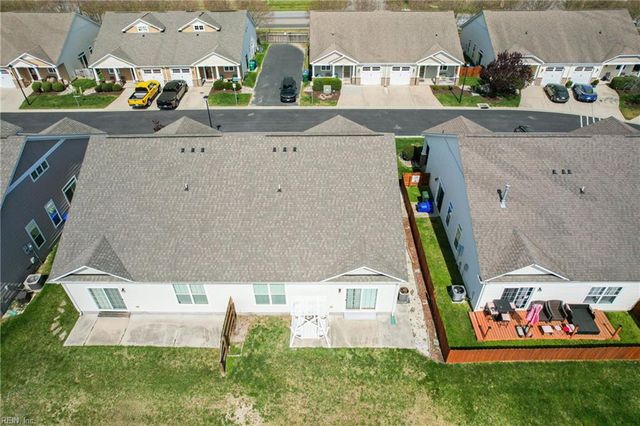 3958 Rex CIR, Chesapeake, VA 23321