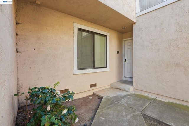 37725 Cedar Blvd, Newark, CA 94560