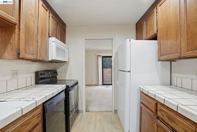 37725 Cedar Blvd, Newark, CA 94560