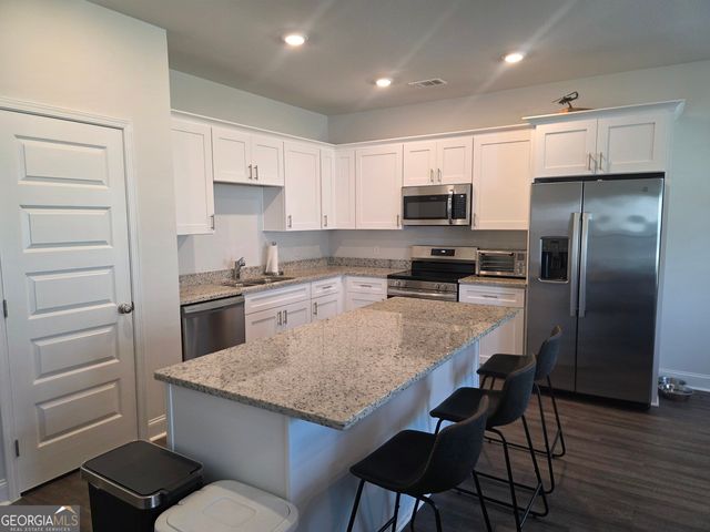 541 Governor Treutlen Circle, Pooler, GA 31322
