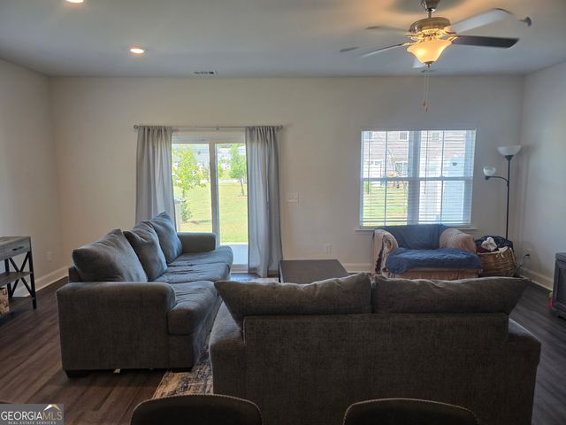 541 Governor Treutlen Circle, Pooler, GA 31322