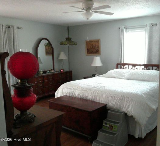 184 Timber Cove Drive, Whiteville, NC 28472