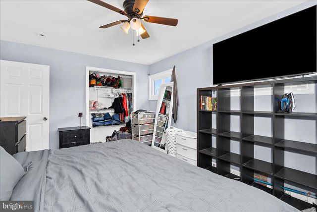 5911 CHARNWOOD, Catonsville, MD 21228