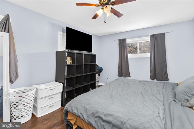5911 CHARNWOOD, Catonsville, MD 21228