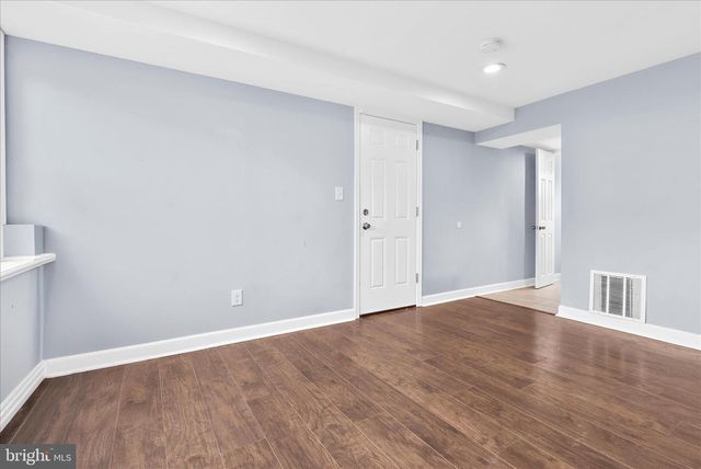 5911 CHARNWOOD, Catonsville, MD 21228