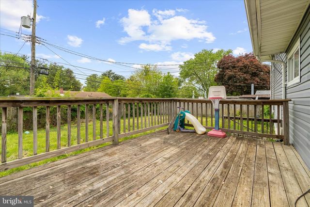 5911 CHARNWOOD, Catonsville, MD 21228