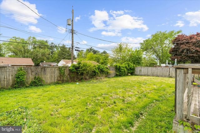 5911 CHARNWOOD, Catonsville, MD 21228