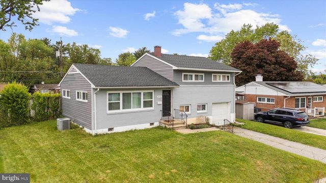 5911 CHARNWOOD, Catonsville, MD 21228