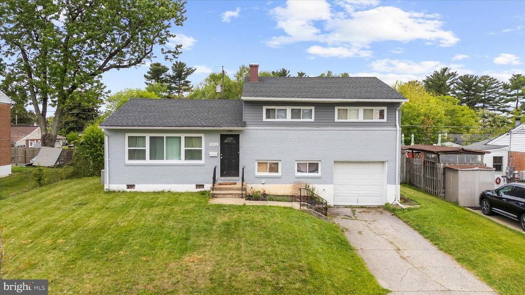 5911 CHARNWOOD, Catonsville, MD 21228