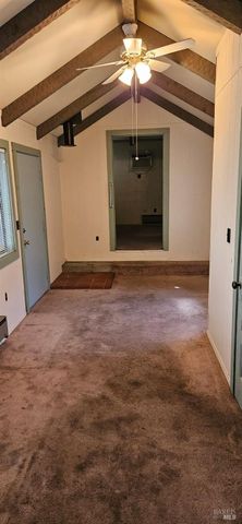 523 Center St, Healdsburg, CA 95448