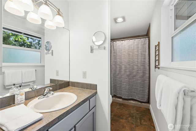 2051 NE Bartre Court, Poulsbo, WA 98370