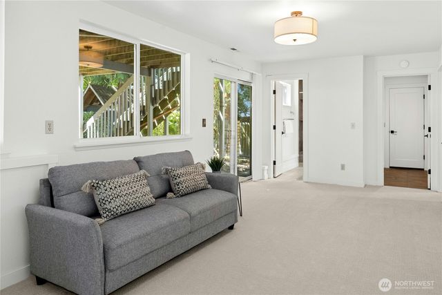 2051 NE Bartre Court, Poulsbo, WA 98370
