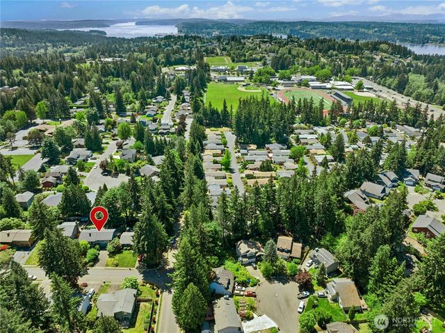 2051 NE Bartre Court, Poulsbo, WA 98370