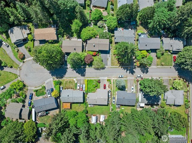 2051 NE Bartre Court, Poulsbo, WA 98370