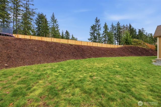 167 Mountain Crest Lane, Eatonville, WA 98328