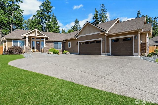 167 Mountain Crest Lane, Eatonville, WA 98328