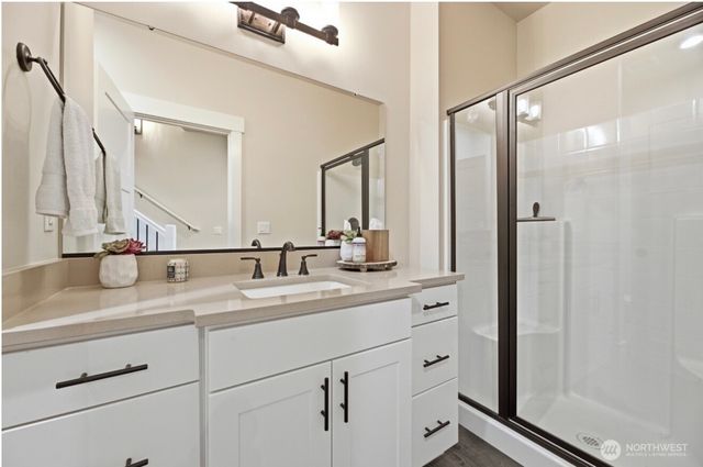 167 Mountain Crest Lane, Eatonville, WA 98328