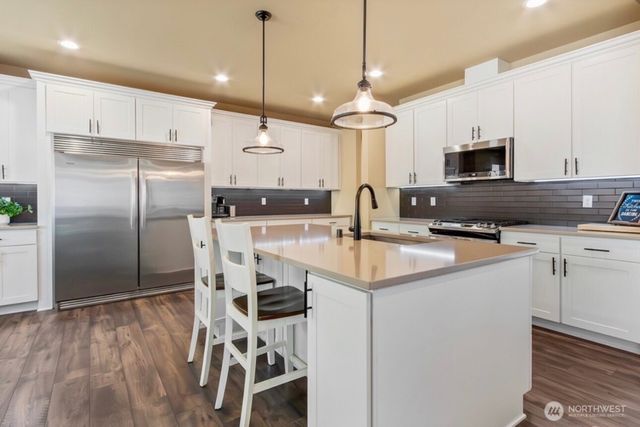 167 Mountain Crest Lane, Eatonville, WA 98328