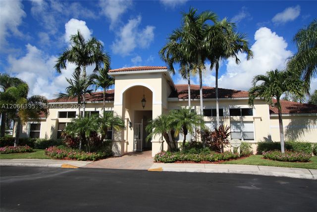 1130 Buttonwood Ln -, Hollywood, FL 33019