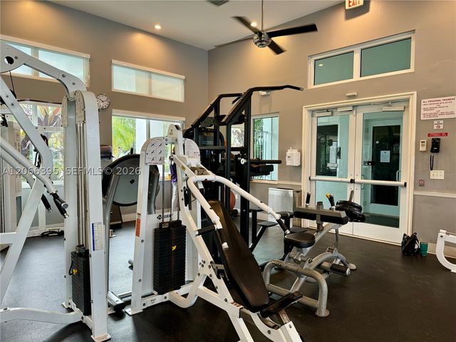 1130 Buttonwood Ln -, Hollywood, FL 33019