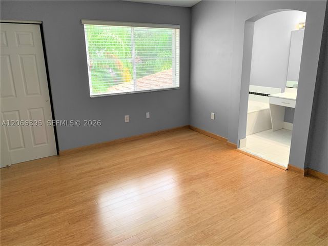 1130 Buttonwood Ln -, Hollywood, FL 33019