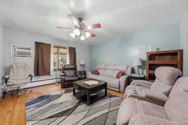 3589 State Route 52, Pine Bush, NY 12566