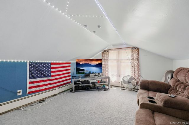 3589 State Route 52, Pine Bush, NY 12566