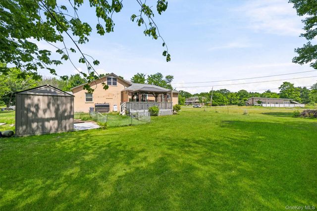 3589 State Route 52, Pine Bush, NY 12566