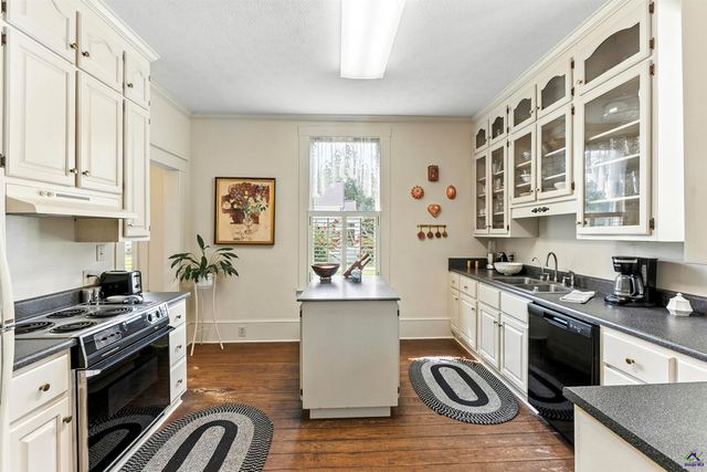 202 Minor Avenue, Montezuma, GA 31063