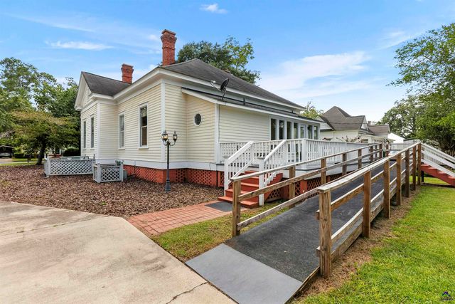 202 Minor Avenue, Montezuma, GA 31063