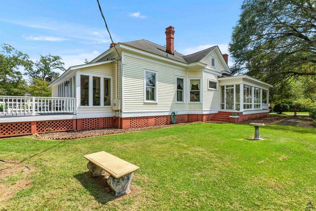 202 Minor Avenue, Montezuma, GA 31063