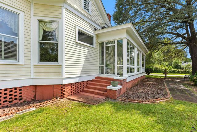 202 Minor Avenue, Montezuma, GA 31063