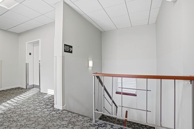 57 Broadlawn Park 4B, Boston, MA 02467