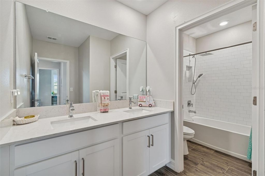 Image 43 of property listing at 8174 CAPSTONE RANCH DRIVE, New Port Richey, FL 34655