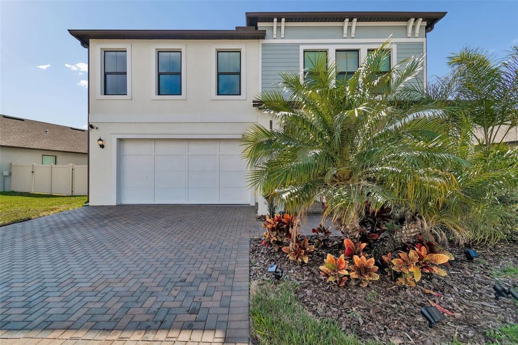 Image 6 of property listing at 8174 CAPSTONE RANCH DRIVE, New Port Richey, FL 34655