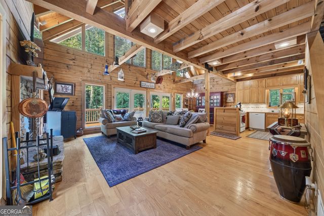 750 Seye Wailo Trail, Clarkesville, GA 30523