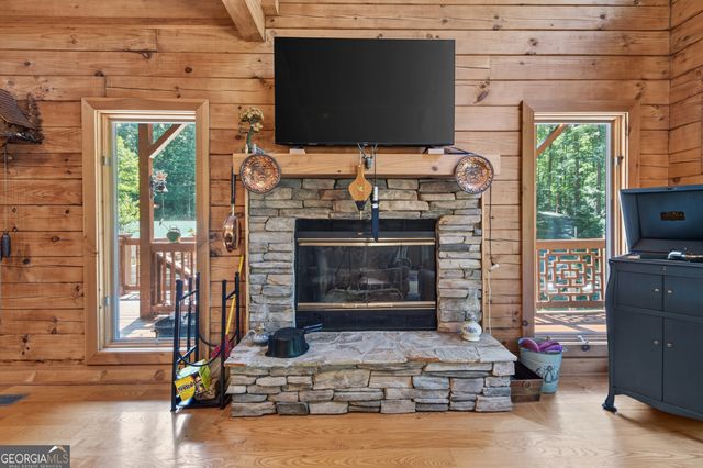 750 Seye Wailo Trail, Clarkesville, GA 30523