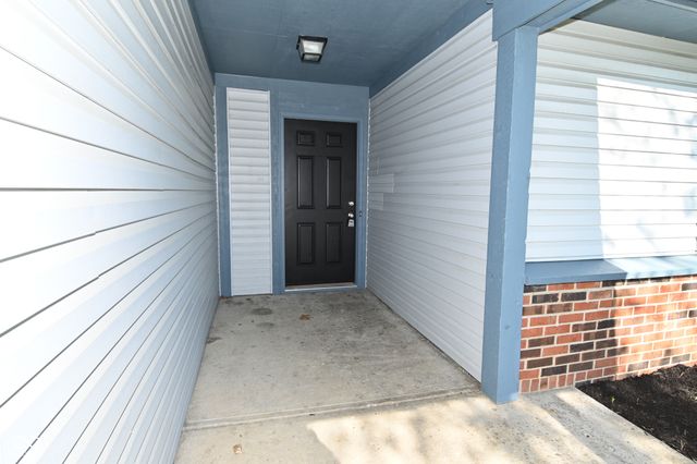 6530 Pike View Court, Indianapolis, IN 46268