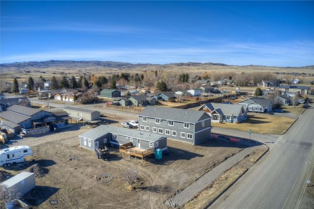 413 Garnier Avenue C, Livingston, MT 59047