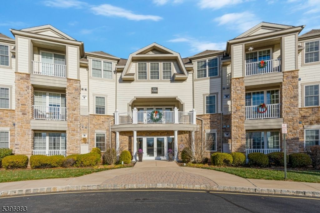 353 Victoria Drive, Bridgewater Twp., NJ 08807