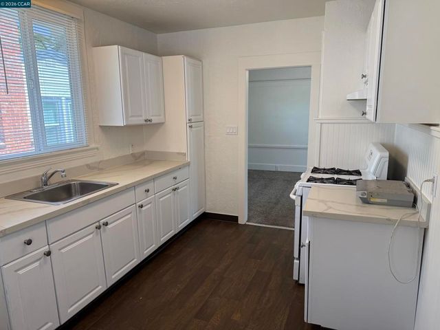 2615 Humboldt Ave, Oakland, CA 94602
