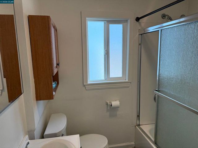 2615 Humboldt Ave, Oakland, CA 94602