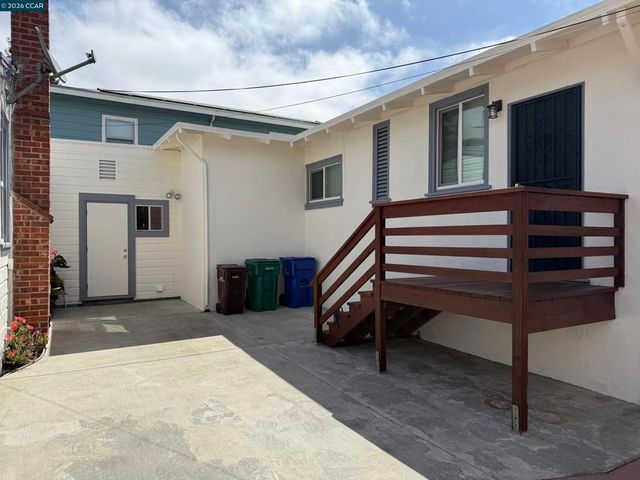 2615 Humboldt Ave, Oakland, CA 94602