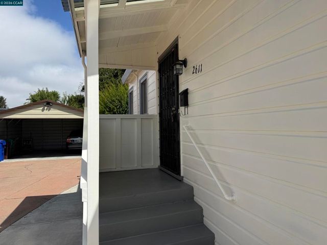 2615 Humboldt Ave, Oakland, CA 94602