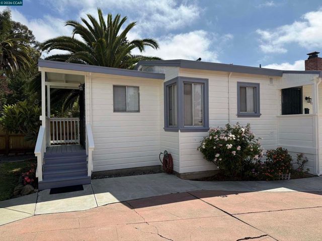 2615 Humboldt Ave, Oakland, CA 94602