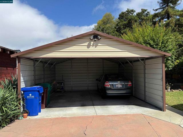 2615 Humboldt Ave, Oakland, CA 94602