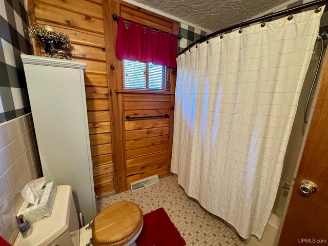 149 Jarvi Road, Crystal Falls, MI 49920